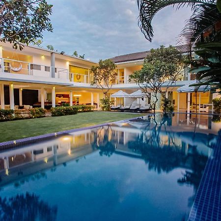 Cassamia Bali Villa Jimbaran  Bagian luar foto